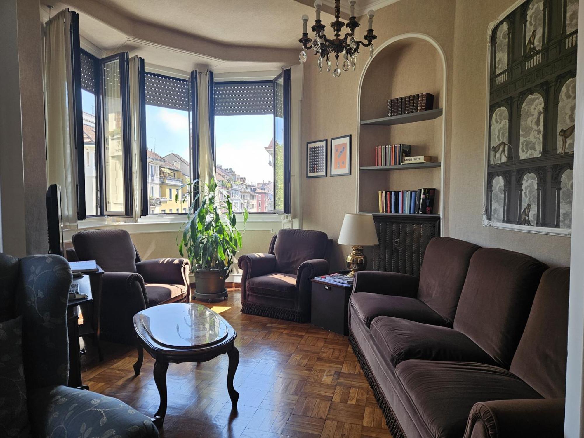 Homegallery - Elegante Appartamento Milanese Zewnętrze zdjęcie