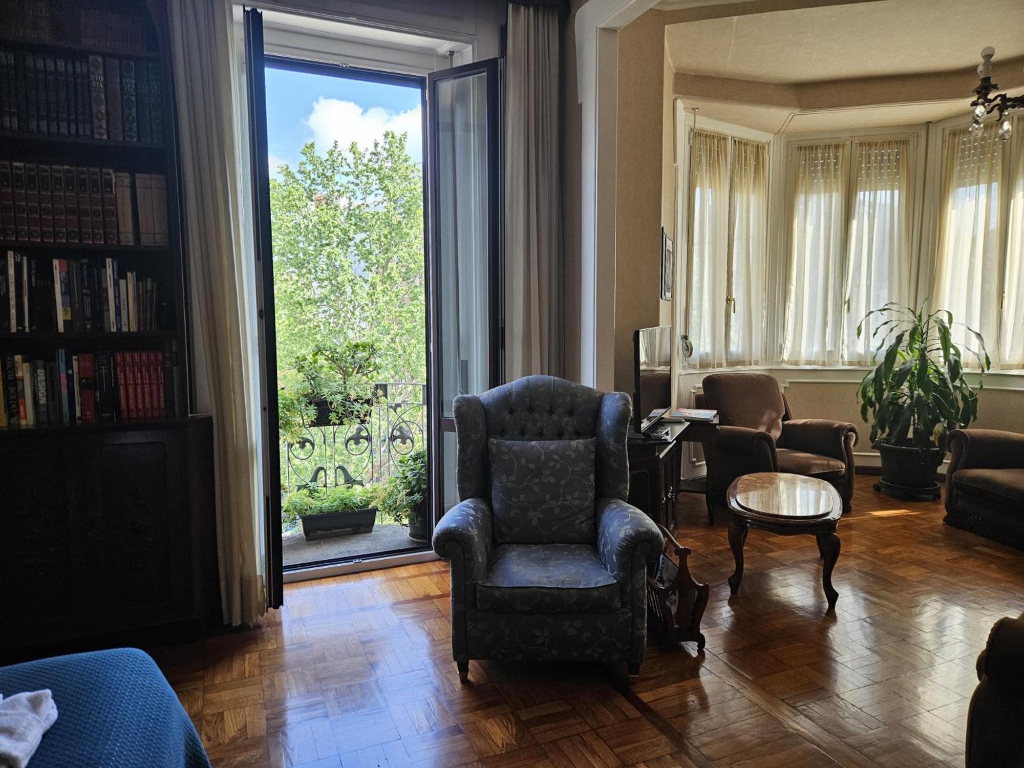 Homegallery - Elegante Appartamento Milanese Zewnętrze zdjęcie